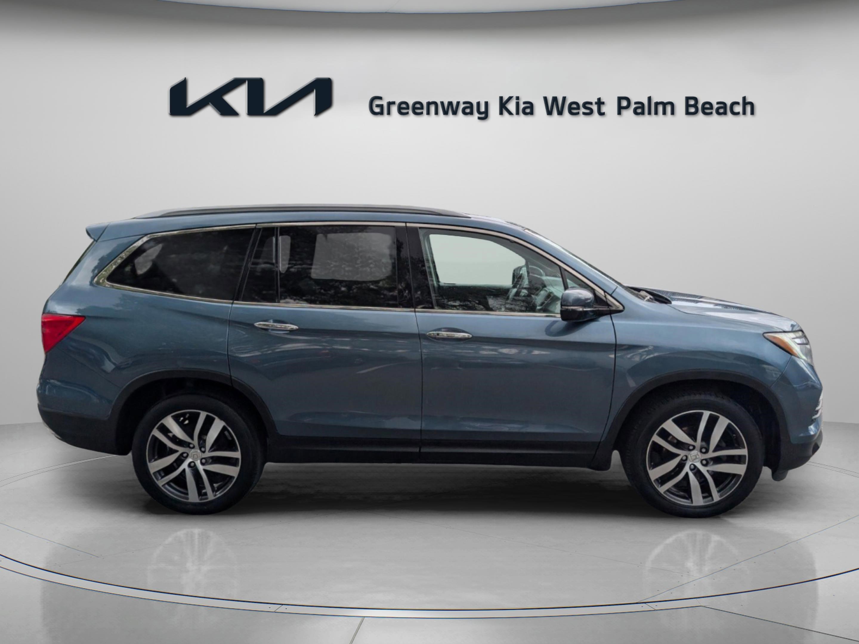 Used 2018 Honda Pilot Elite image 8