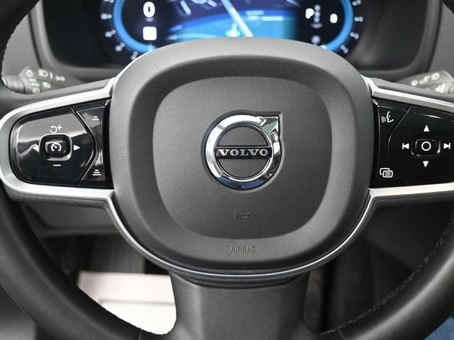 Used 2023 Volvo XC90 B6 Plus w/ Protection Package AWD/4WD image 10