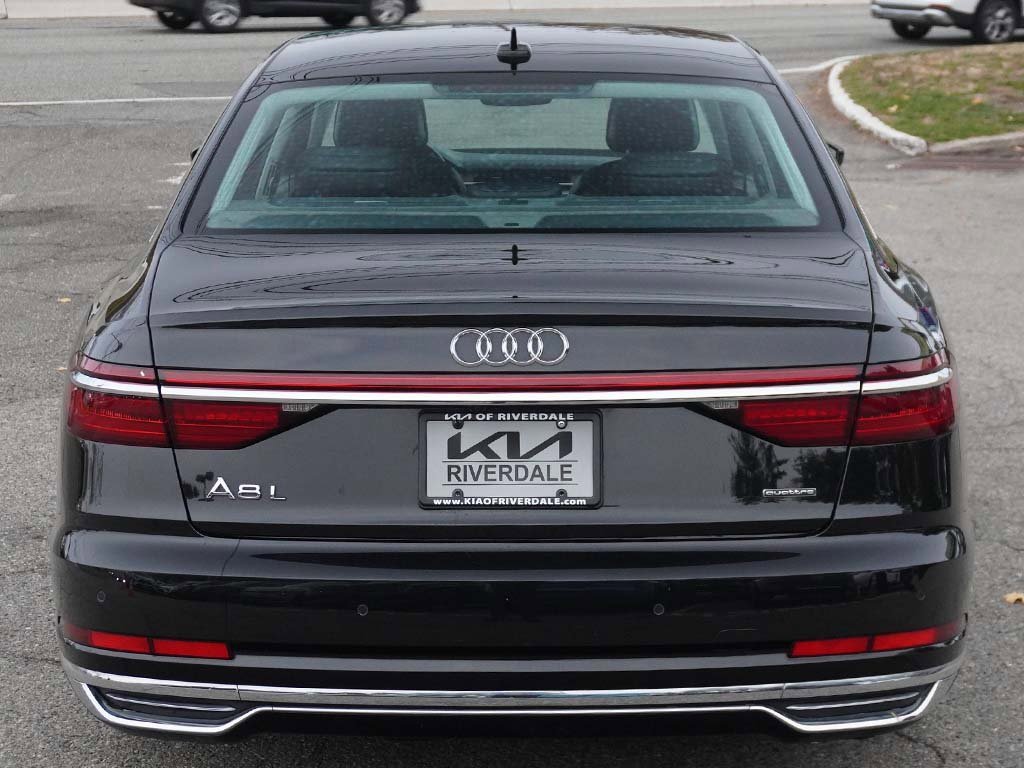 Used 2020 Audi A8 L 3.0T w/ Executive Package image 17