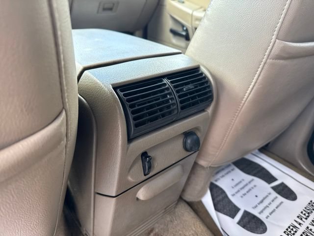Used 2004 Ford Explorer XLT AWD/4WD image 17