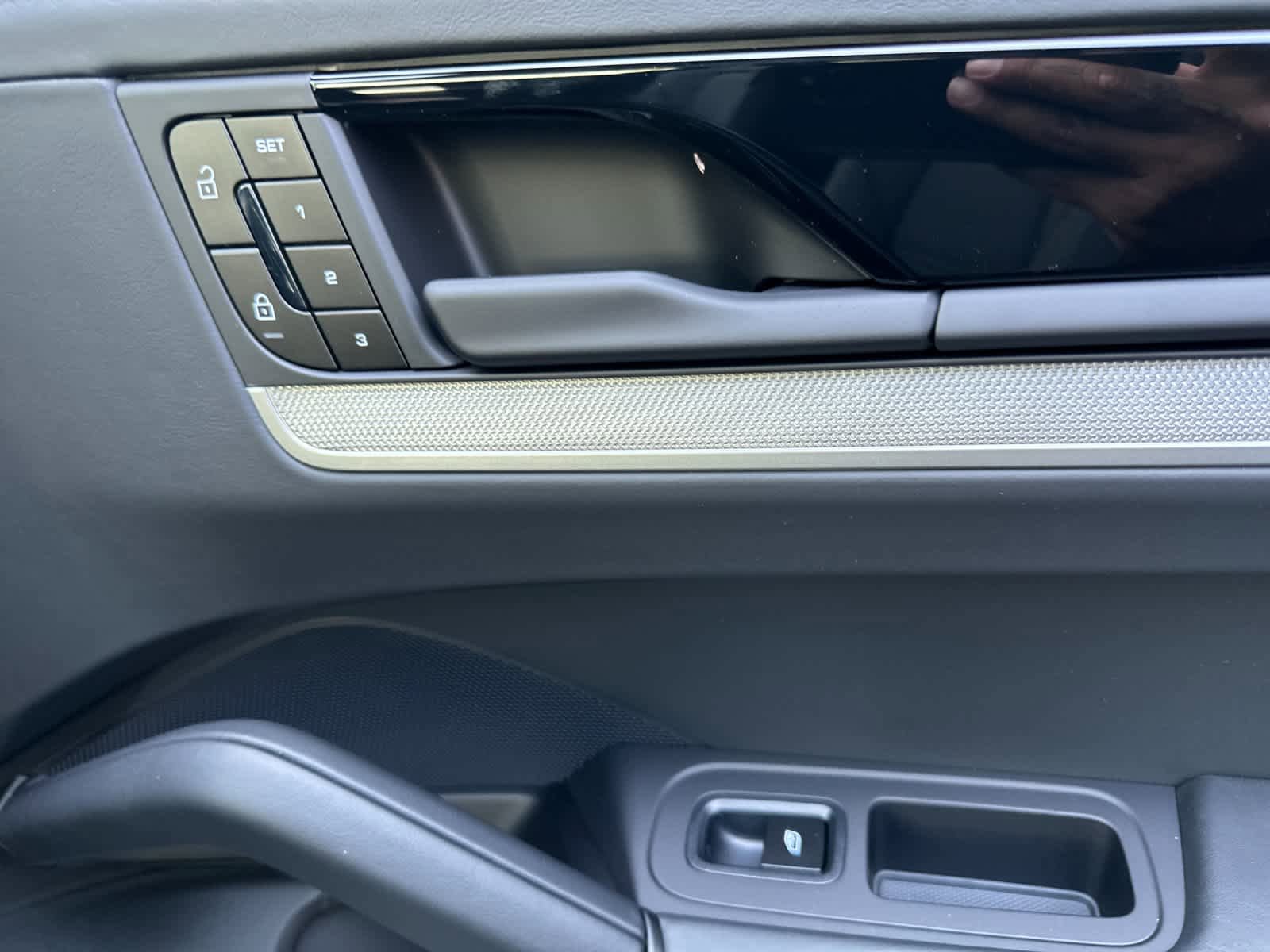 New 2026 Porsche Cayenne S image 19