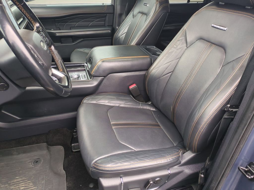Used 2022 Ford Expedition Max Platinum AWD/4WD image 16
