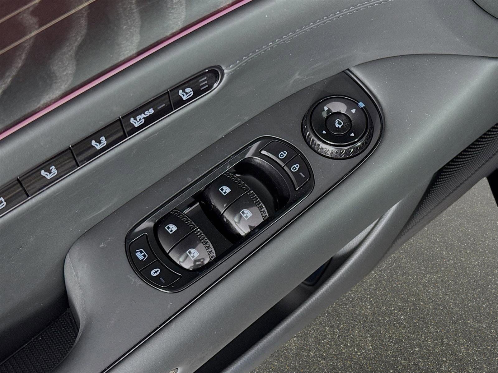 New 2026 Genesis G90 3.5T Prestige image 20