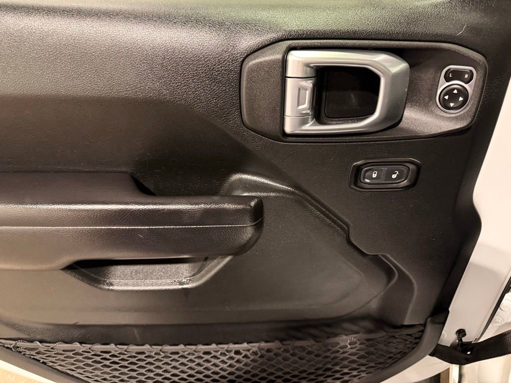 Used 2021 Jeep Wrangler Unlimited Sport image 14