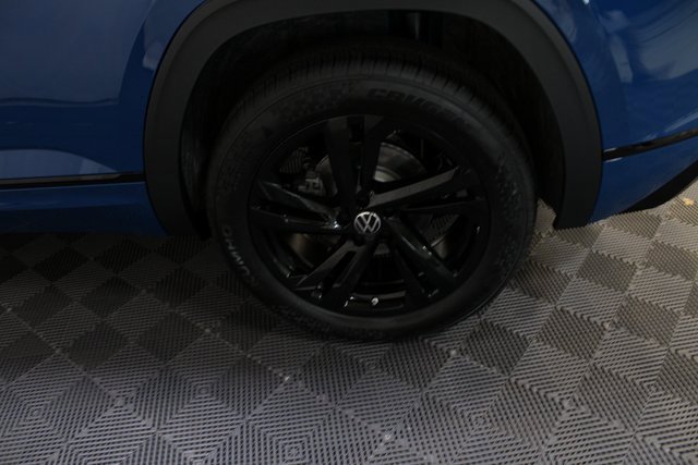 New 2025 Volkswagen Atlas Cross Sport SEL R-Line image 21