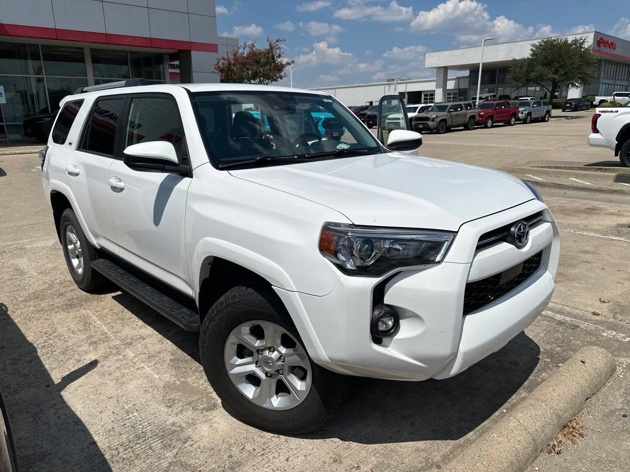 Used 2021 Toyota 4Runner SR5 AWD/4WD video 1