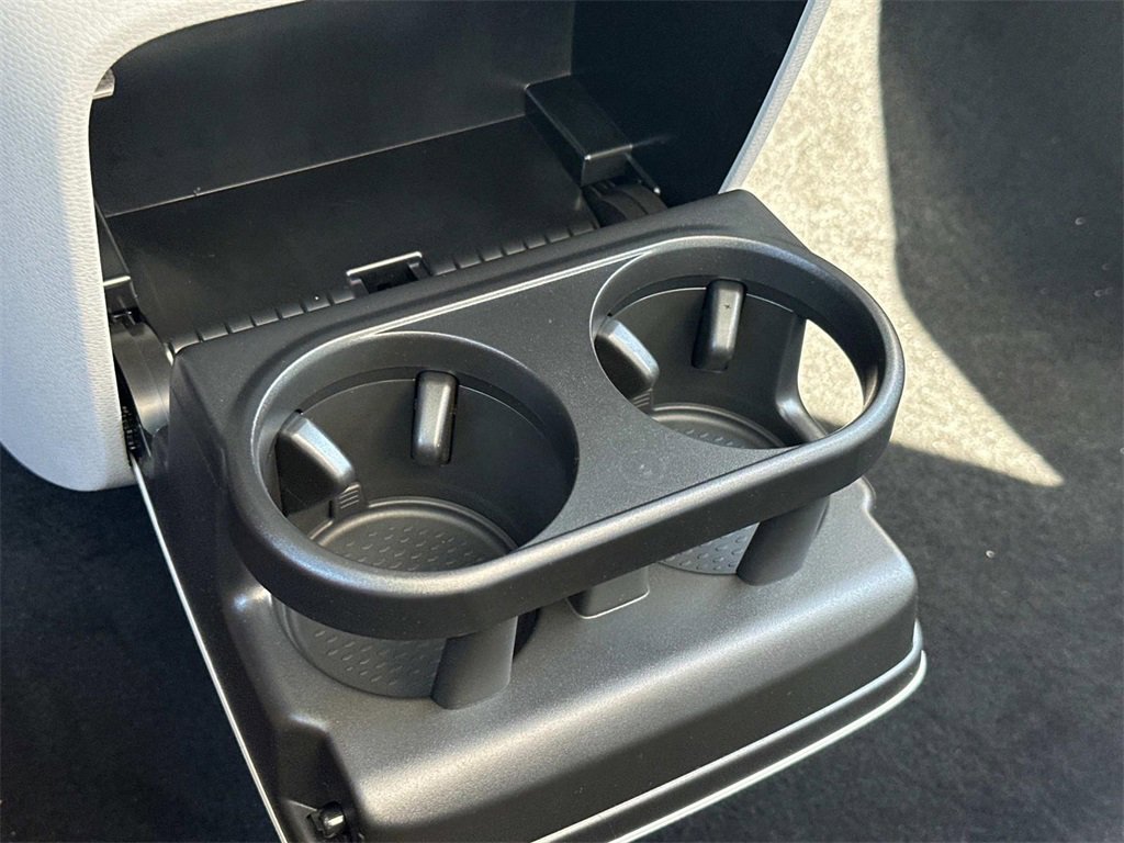 New 2025 Volkswagen ID. Buzz 1st Edition image 23