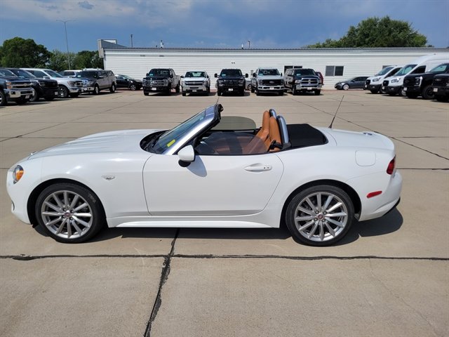 Used 2017 FIAT 124 Spider Lusso image 19