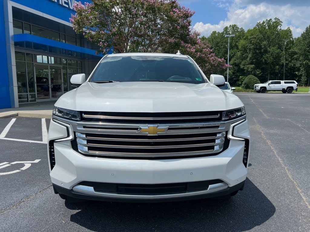 Used 2024 Chevrolet Tahoe High Country w/ Premium Package image 3