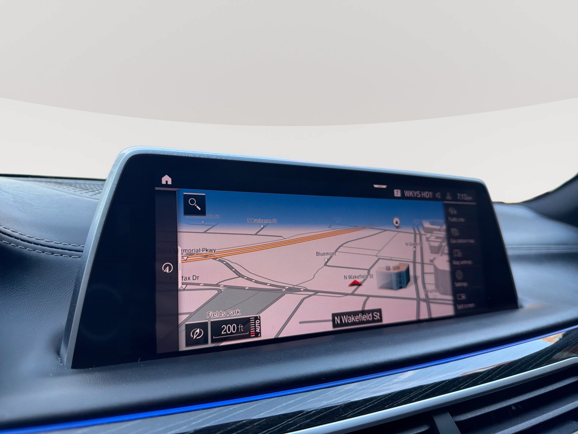Used 2020 BMW 750i xDrive w/ Executive Package AWD/4WD image 20
