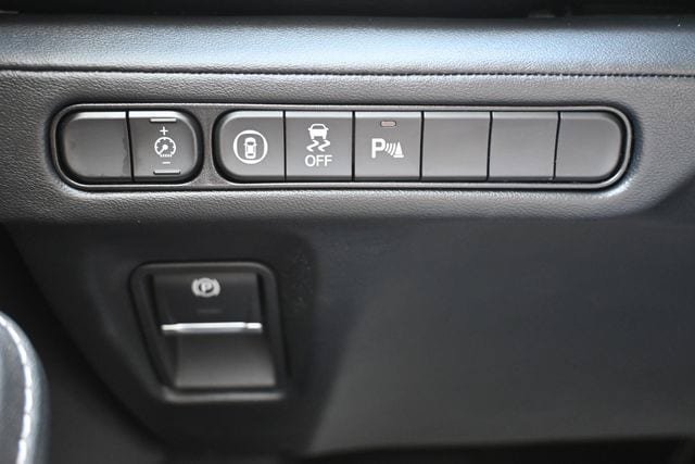 Used 2023 Acura MDX w/ Technology Package AWD/4WD image 43