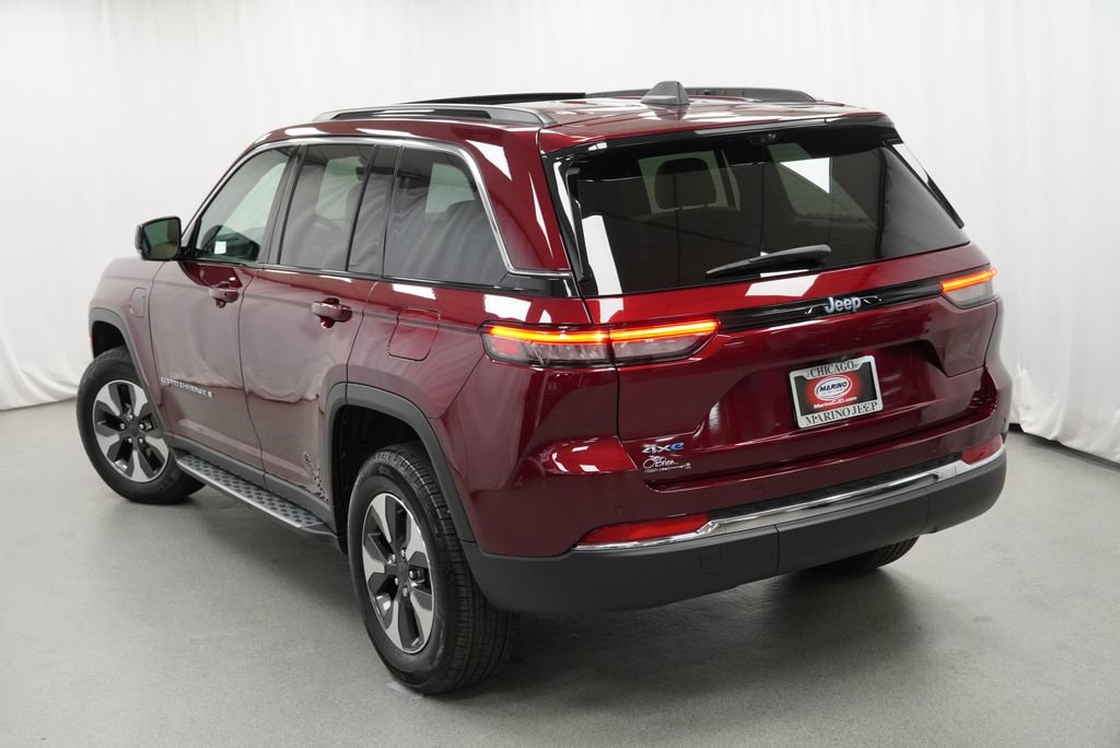 Certified 2025 Jeep Grand Cherokee Limited 4xe w/ Luxury Tech Group II AWD/4WD image 12