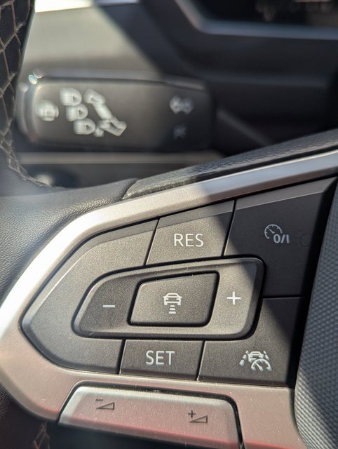 Used 2023 Volkswagen Tiguan S image 19