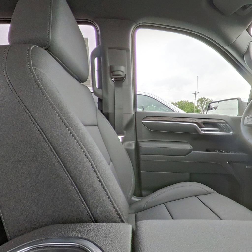 New 2026 GMC Sierra 1500 SLT w/ SLT Premium Package AWD/4WD image 36