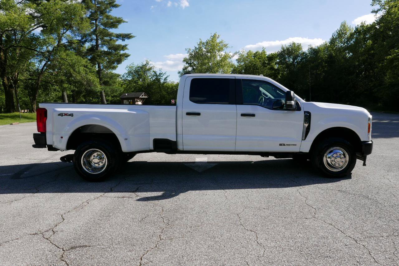 Used 2023 Ford F350 XL AWD/4WD image 5
