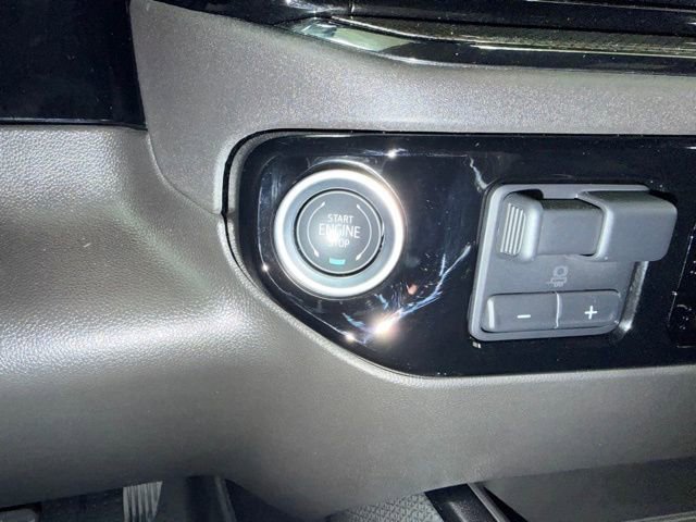 Certified 2025 Chevrolet Silverado 1500 ZR2 w/ Dark Appearance Package image 18