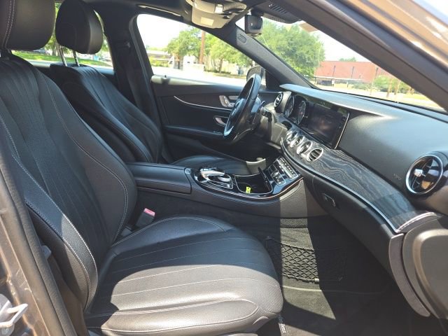Used 2017 Mercedes-Benz E 300 image 16