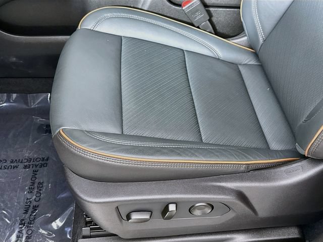 Used 2026 GMC Yukon XL AT4 w/ AT4 Premium Plus Package AWD/4WD image 20