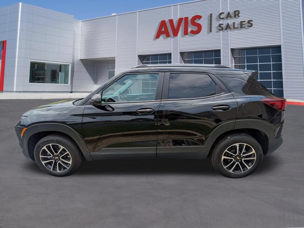 Used 2025 Chevrolet TrailBlazer LT AWD/4WD image 10