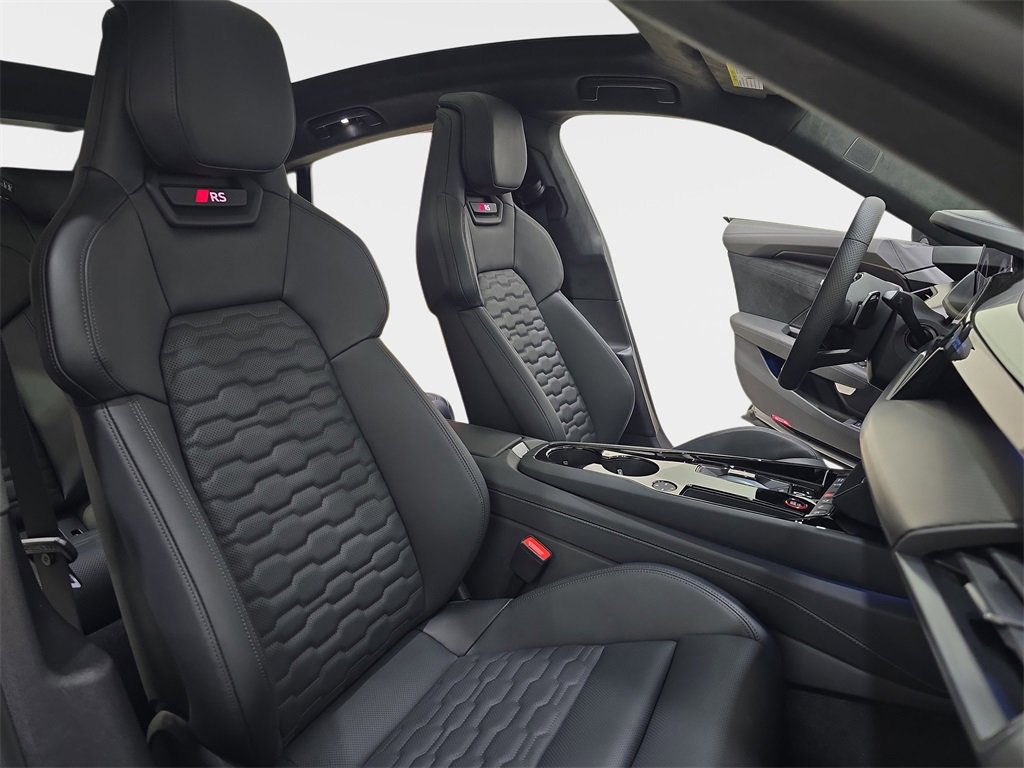 New 2025 Audi RS e-tron GT performance image 10
