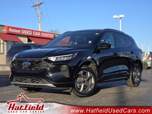 Used 2024 Ford Escape ST-Line image 1