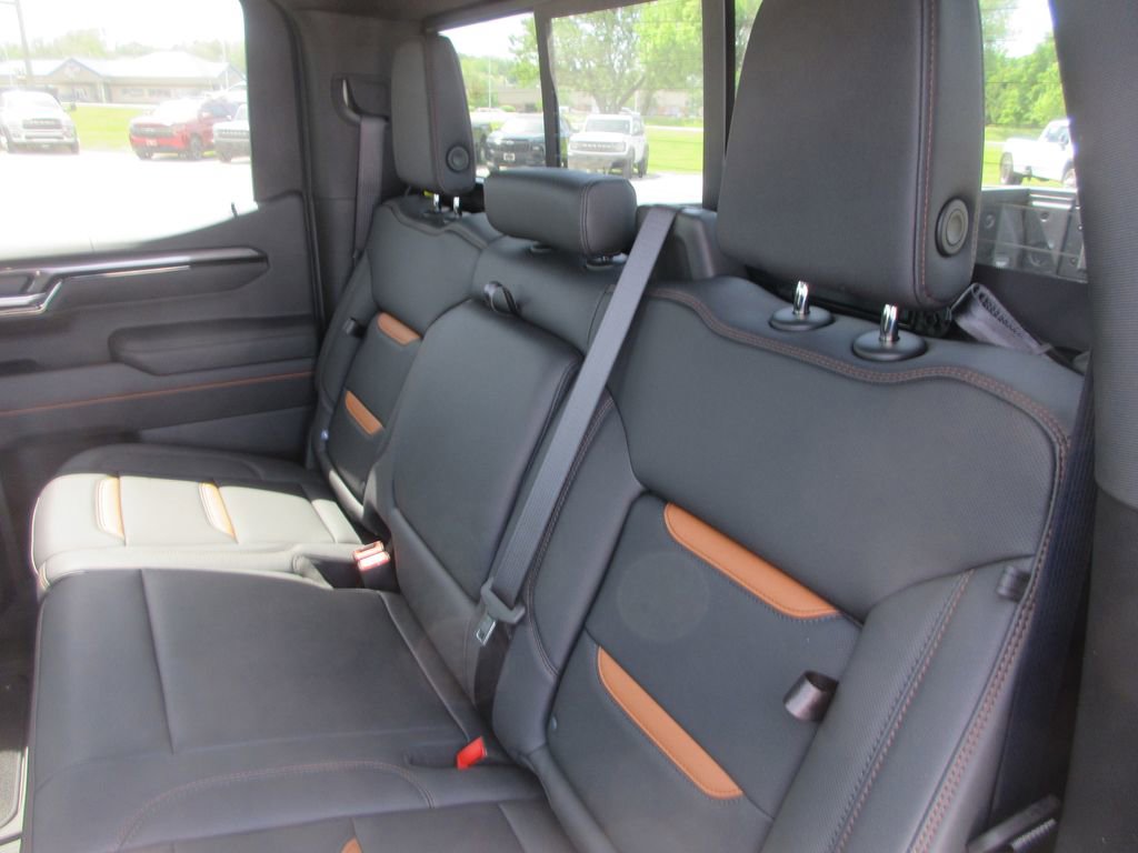 New 2026 GMC Sierra 1500 AT4 AWD/4WD image 14