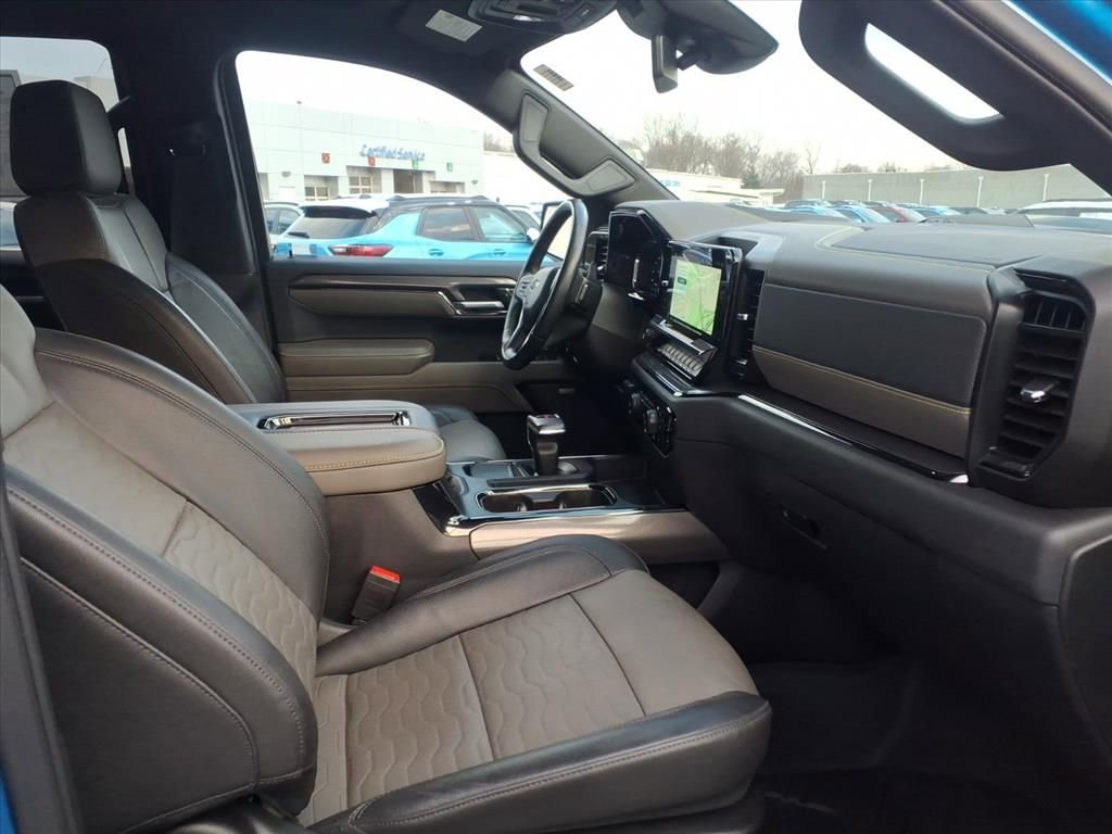 Used 2022 Chevrolet Silverado 1500 ZR2 image 19