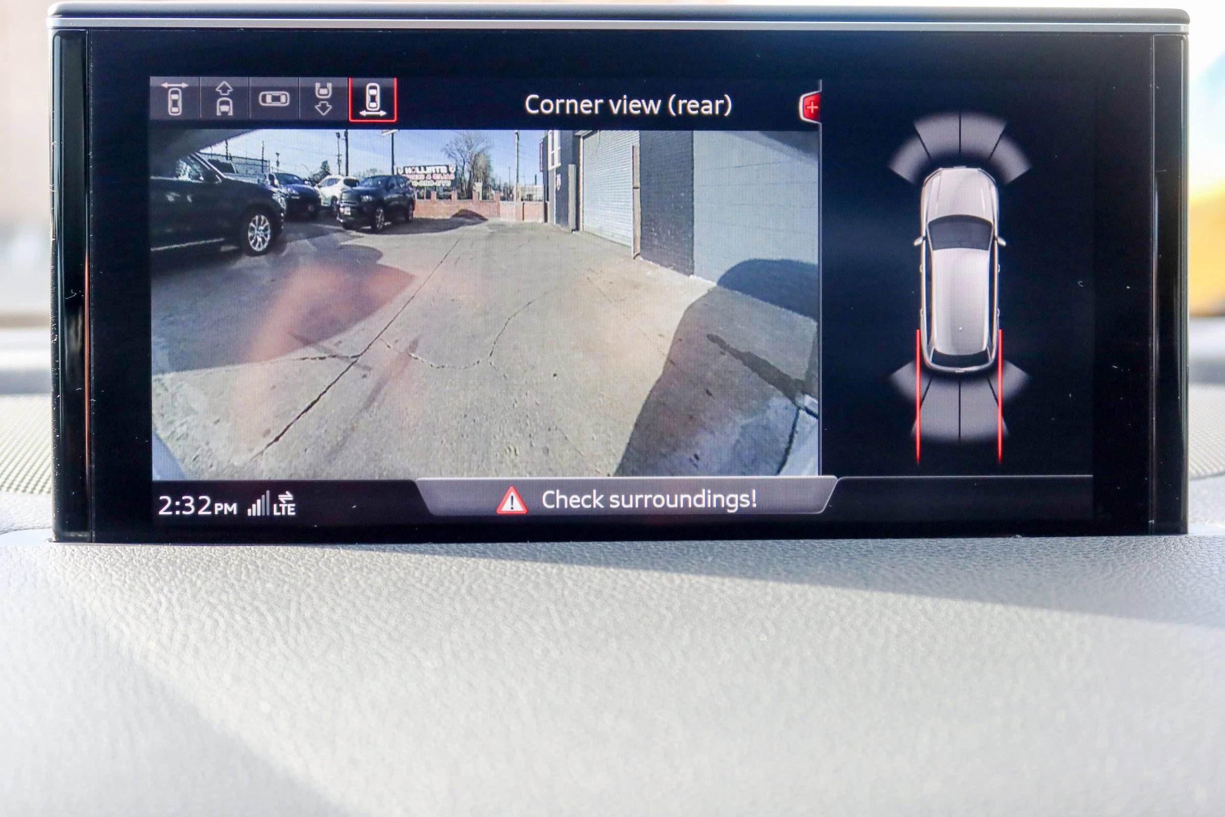 Used 2018 Audi Q7 3.0T Prestige w/ Prestige Package image 24