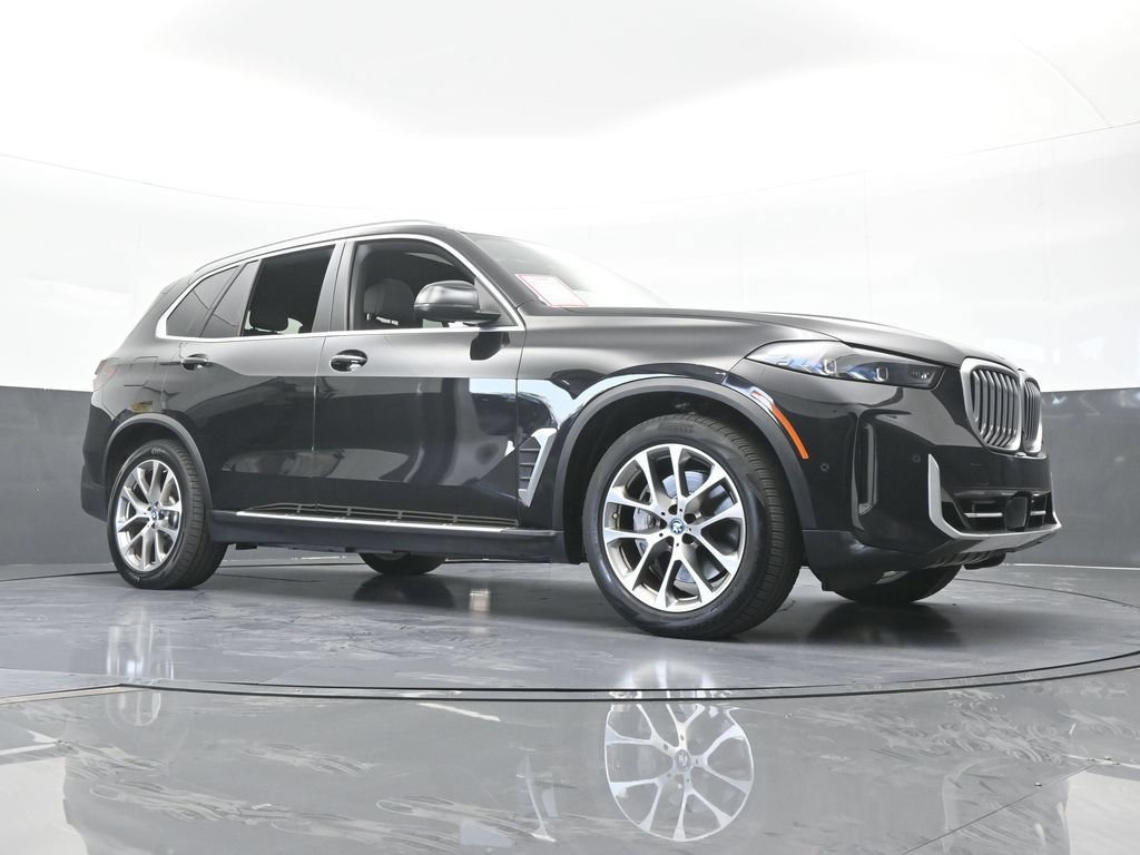 Used 2025 BMW X5 xDrive50e AWD/4WD image 68