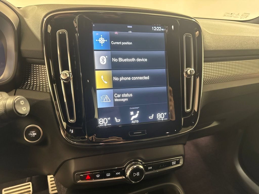 Used 2022 Volvo XC40 T5 R-Design w/ Climate Package AWD/4WD image 13