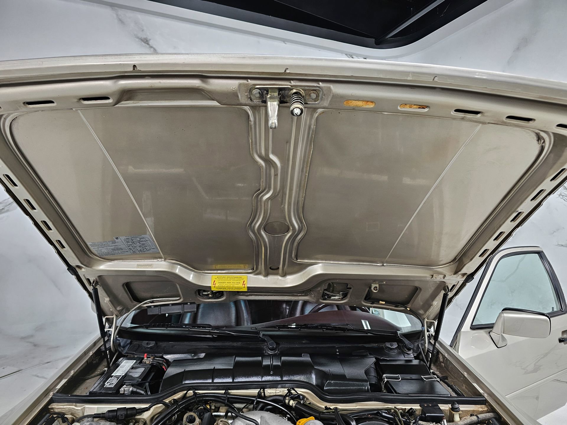 Used 1989 Porsche 944 Turbo image 36