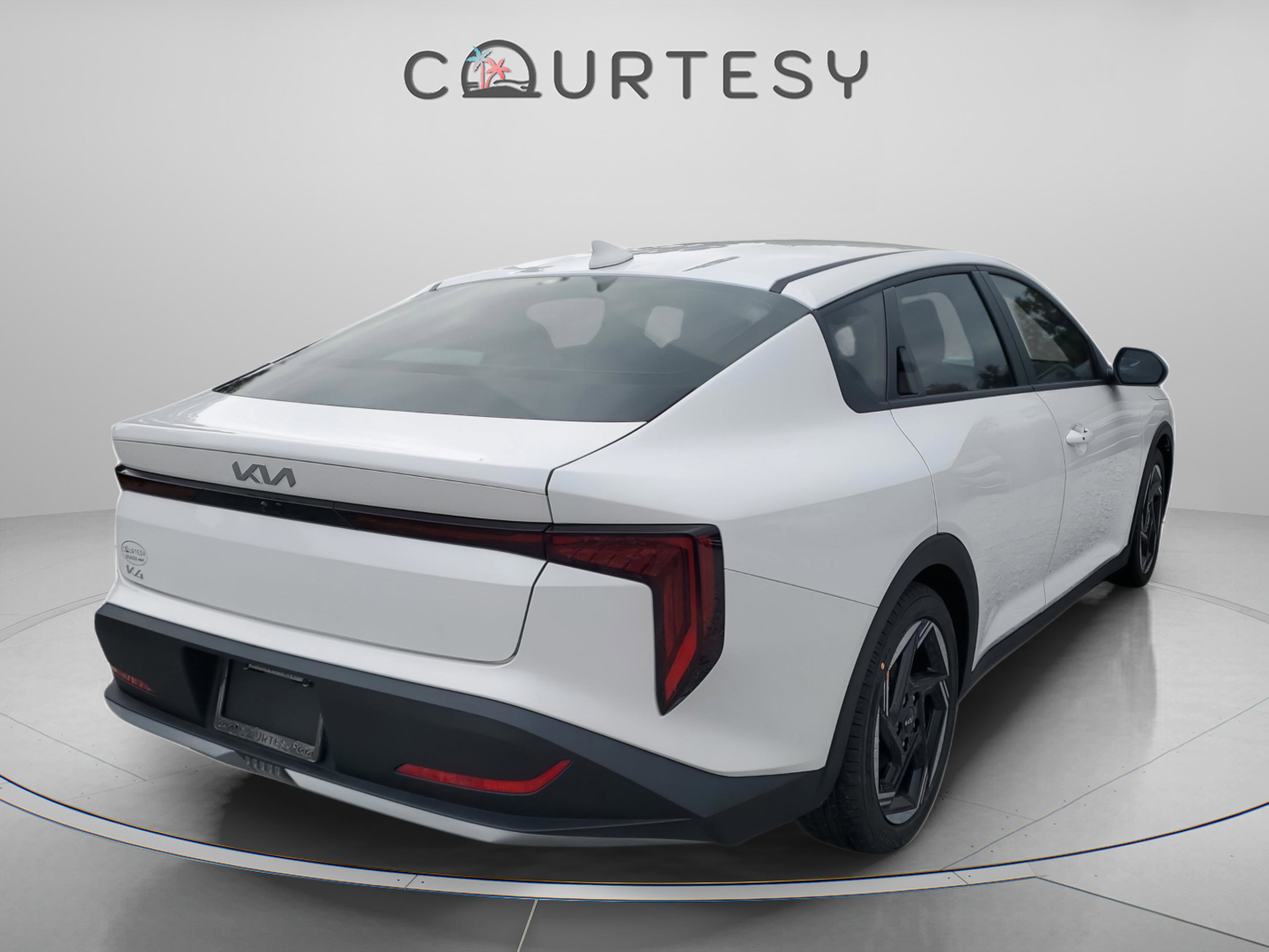 New 2025 Kia K4 EX image 4