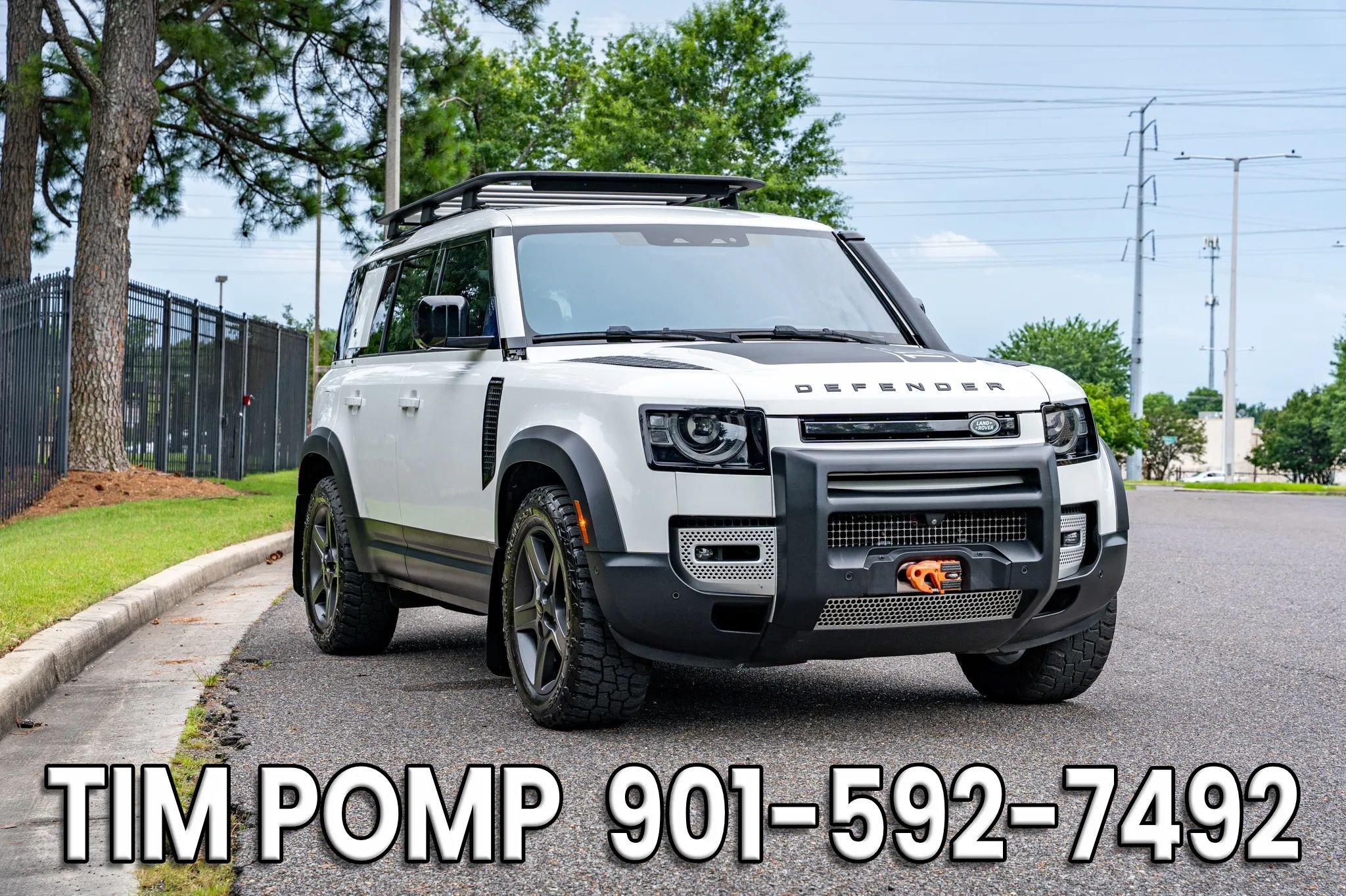 Used 2020 Land Rover Defender 110 SE AWD/4WD image 3