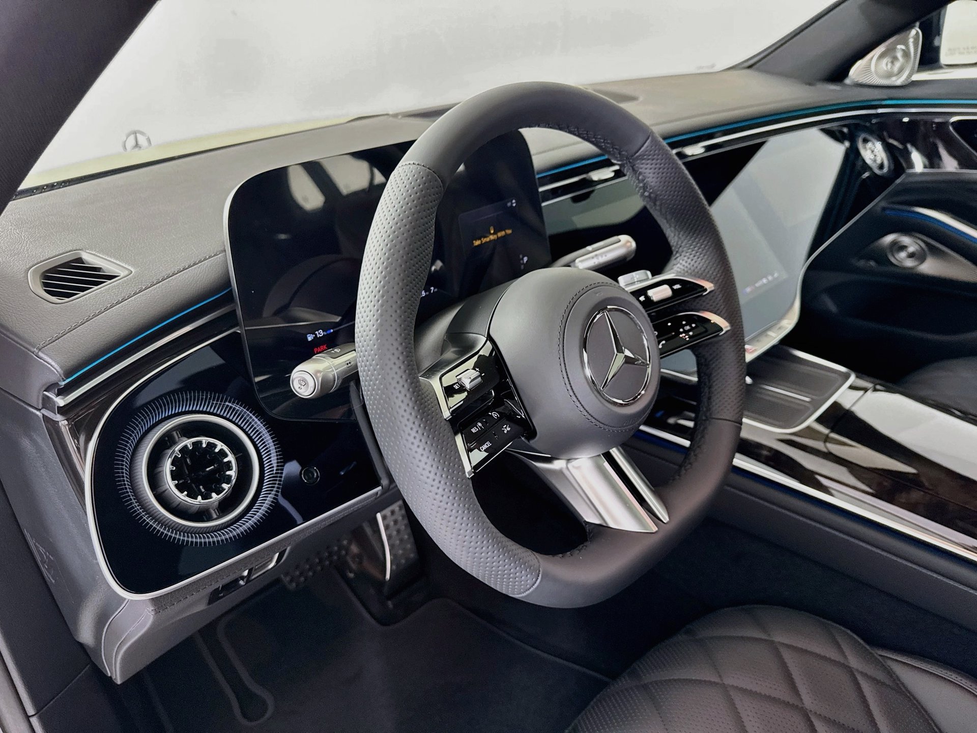 New 2027 Mercedes-Benz S 580 4MATIC Sedan image 10