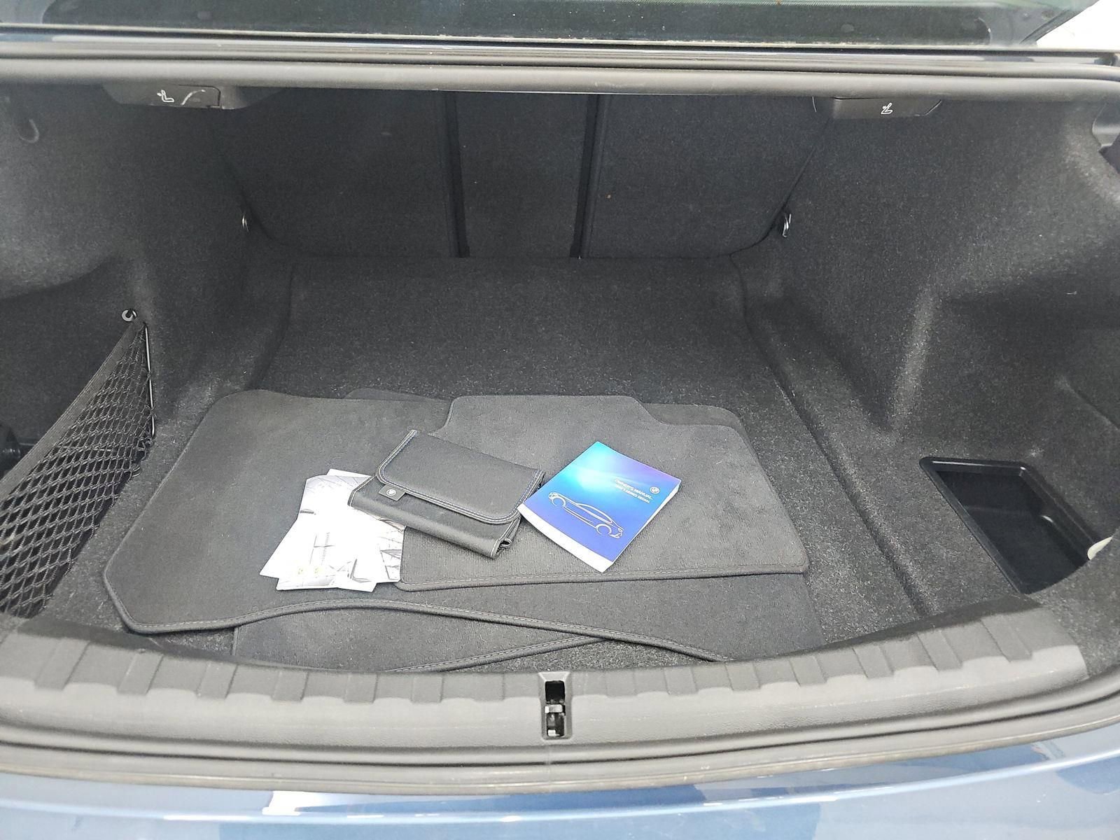 Used 2025 BMW 330i Sedan image 16