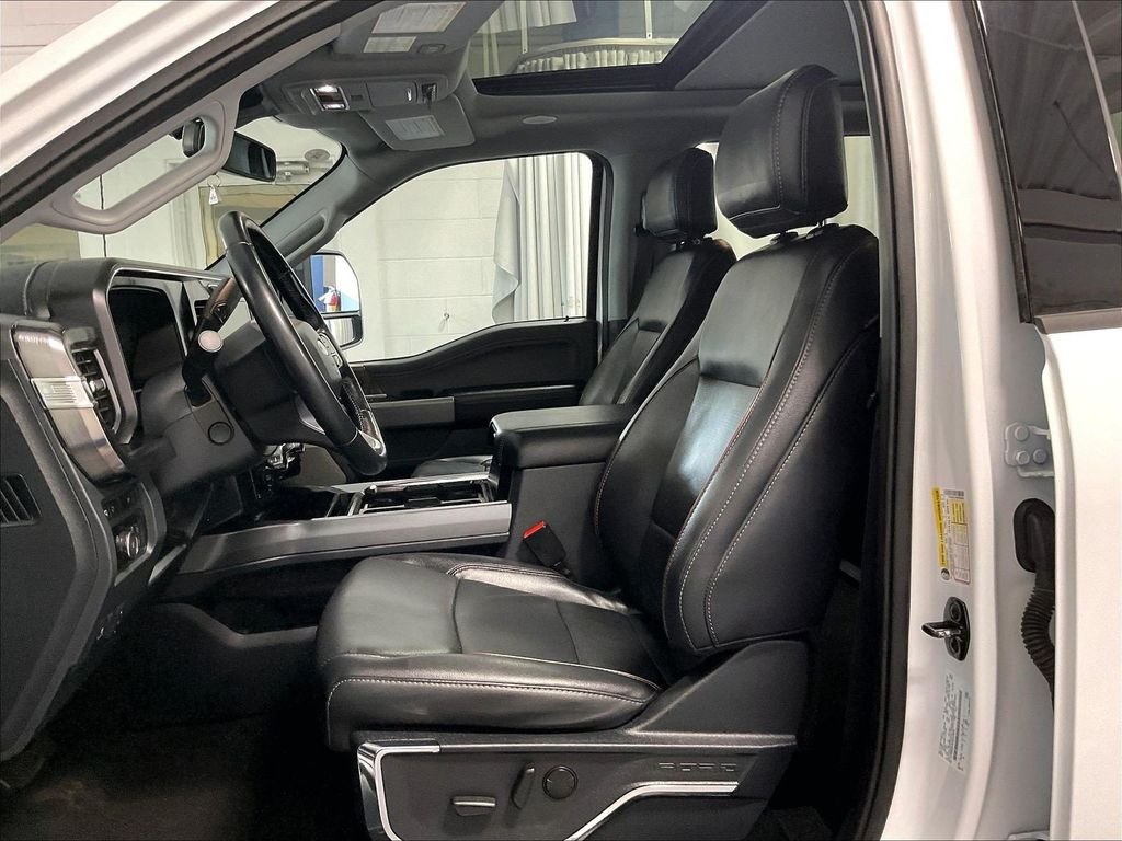 Used 2023 Ford F350 Lariat w/ Lariat Ultimate Package AWD/4WD image 10