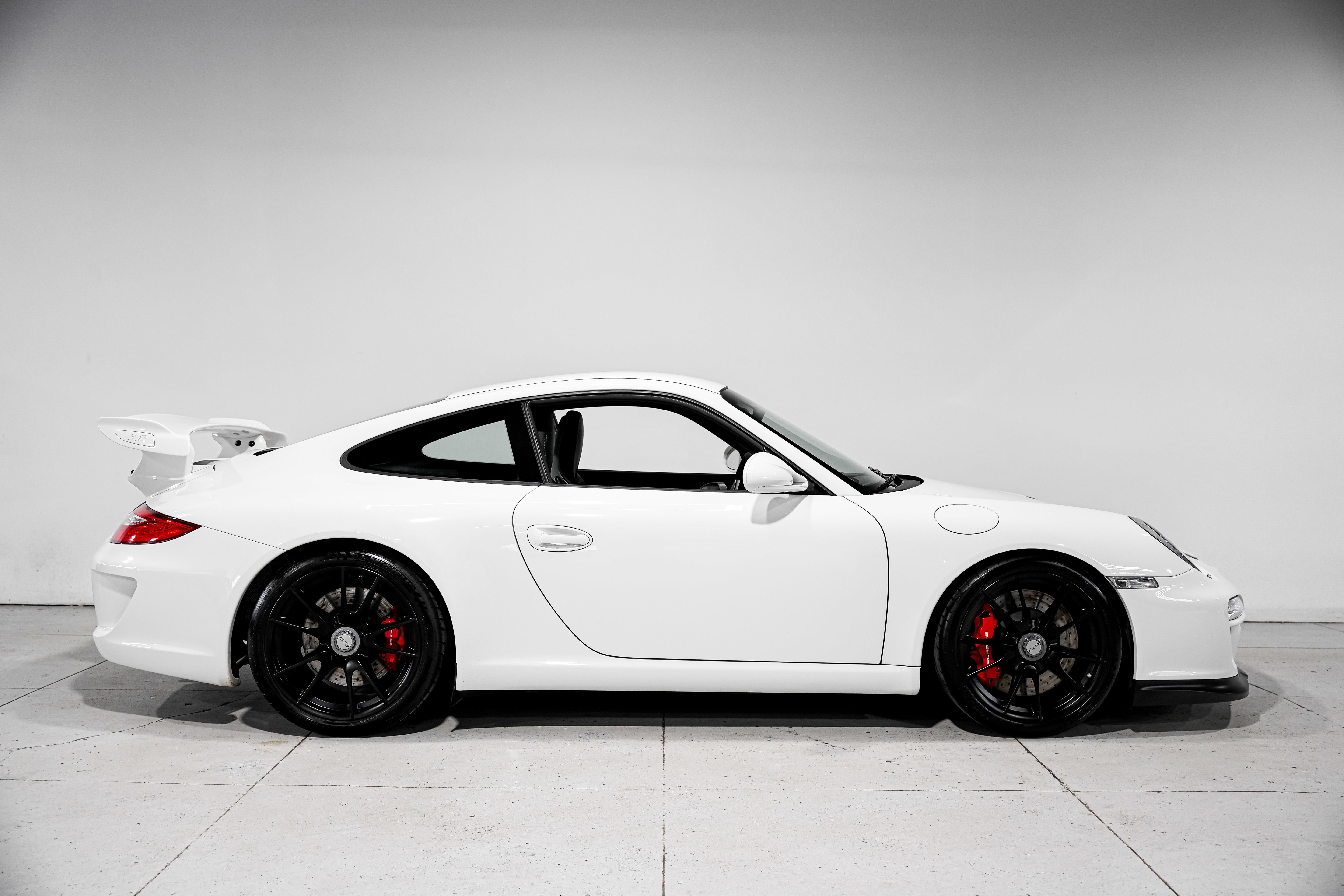 Used 2010 Porsche 911 GT3 image 3