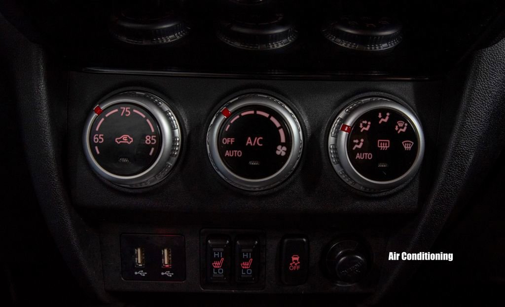 Used 2024 Mitsubishi Outlander Sport SE image 22