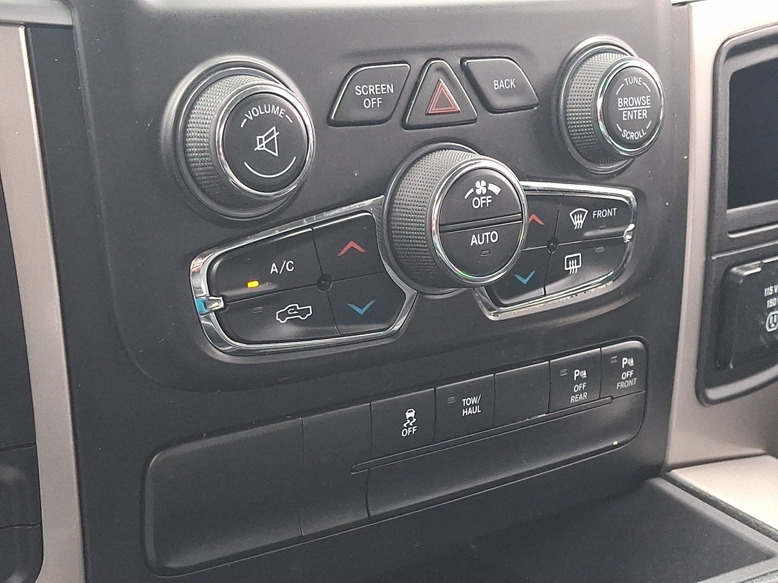 Certified 2017 RAM 1500 Lone Star AWD/4WD image 15