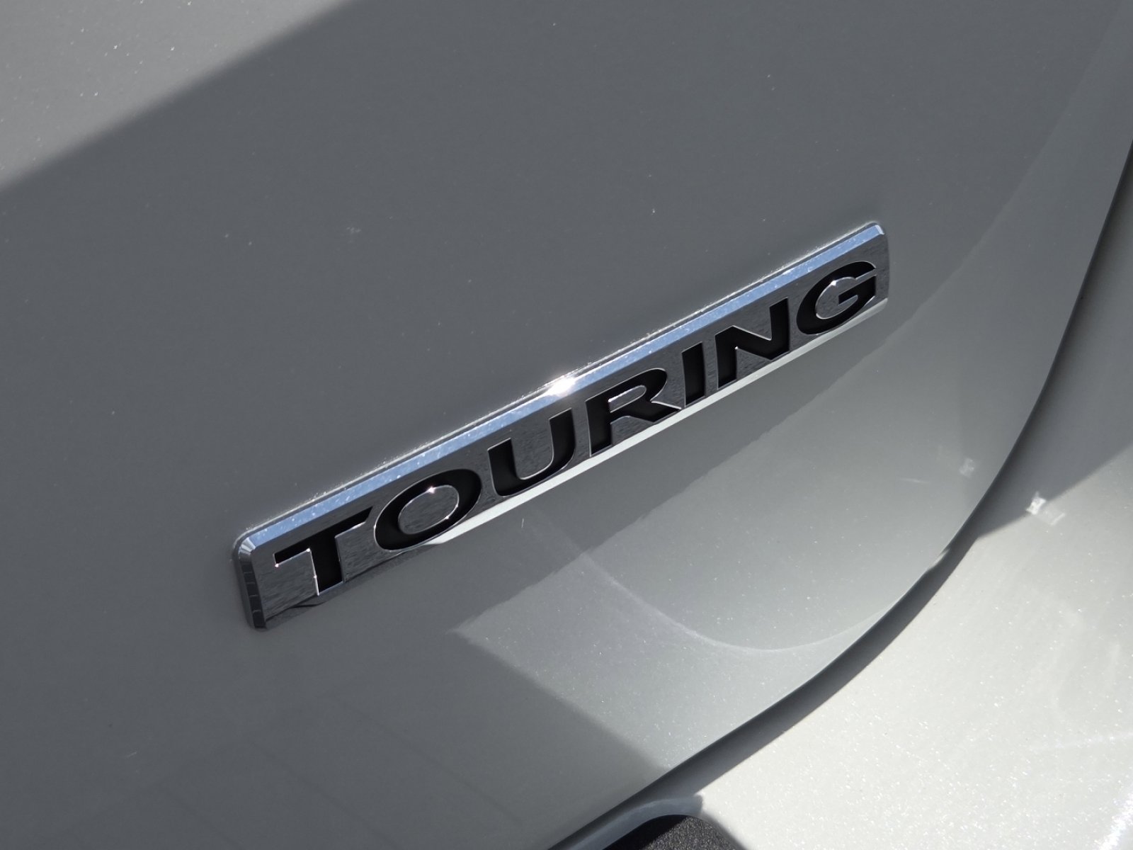 New 2026 Honda Odyssey Touring image 17