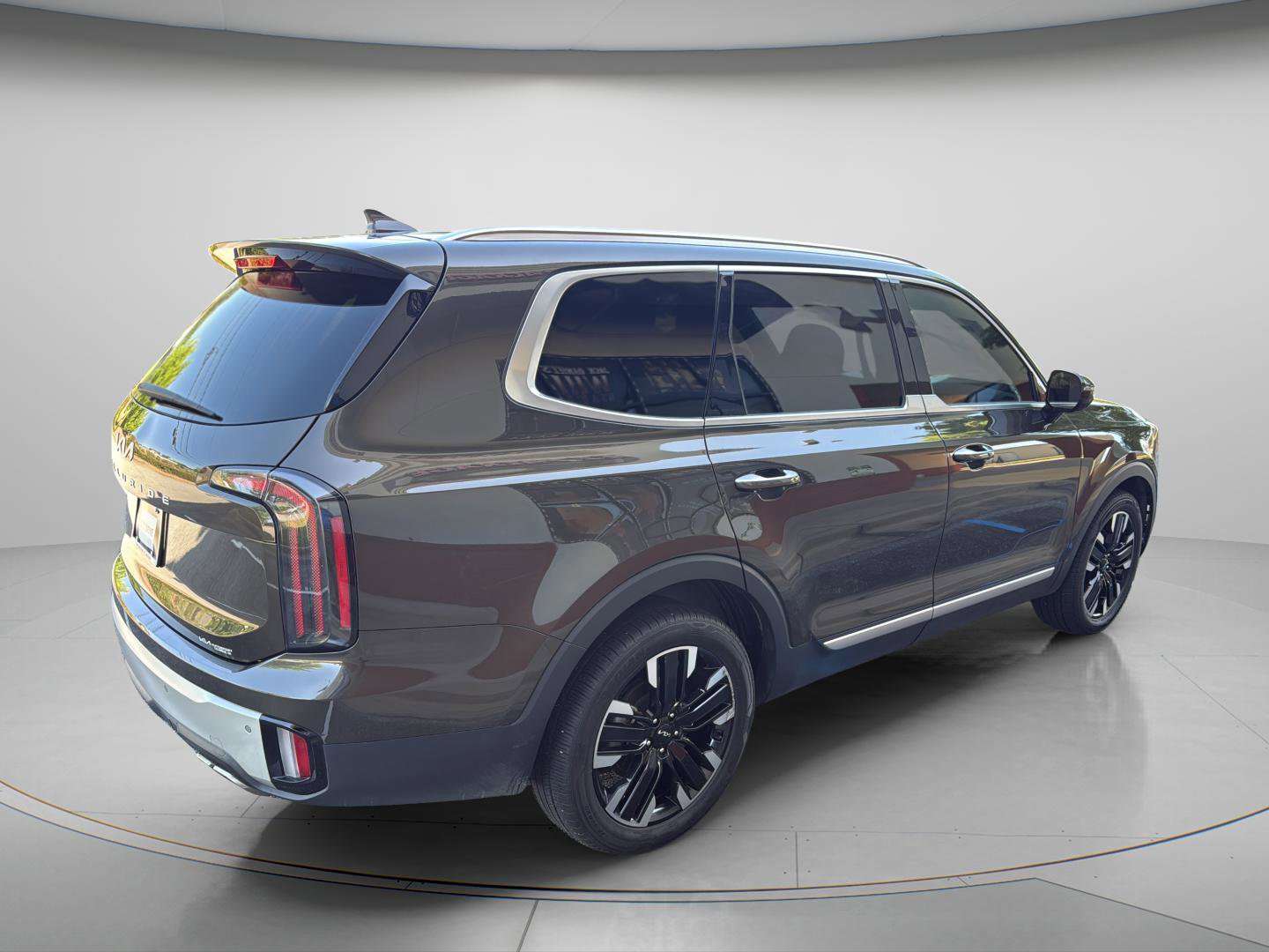 Used 2024 Kia Telluride SX FWD image 11