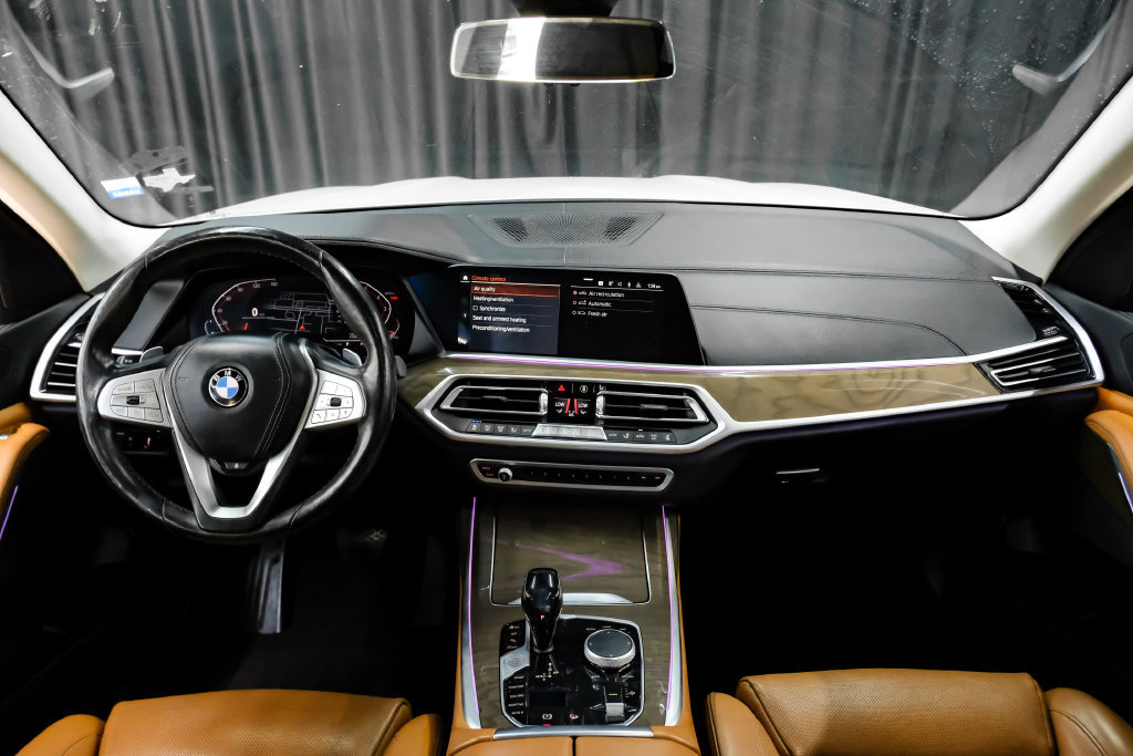 Used 2020 BMW X7 xDrive40i w/ Parking Assistance Package AWD/4WD image 21