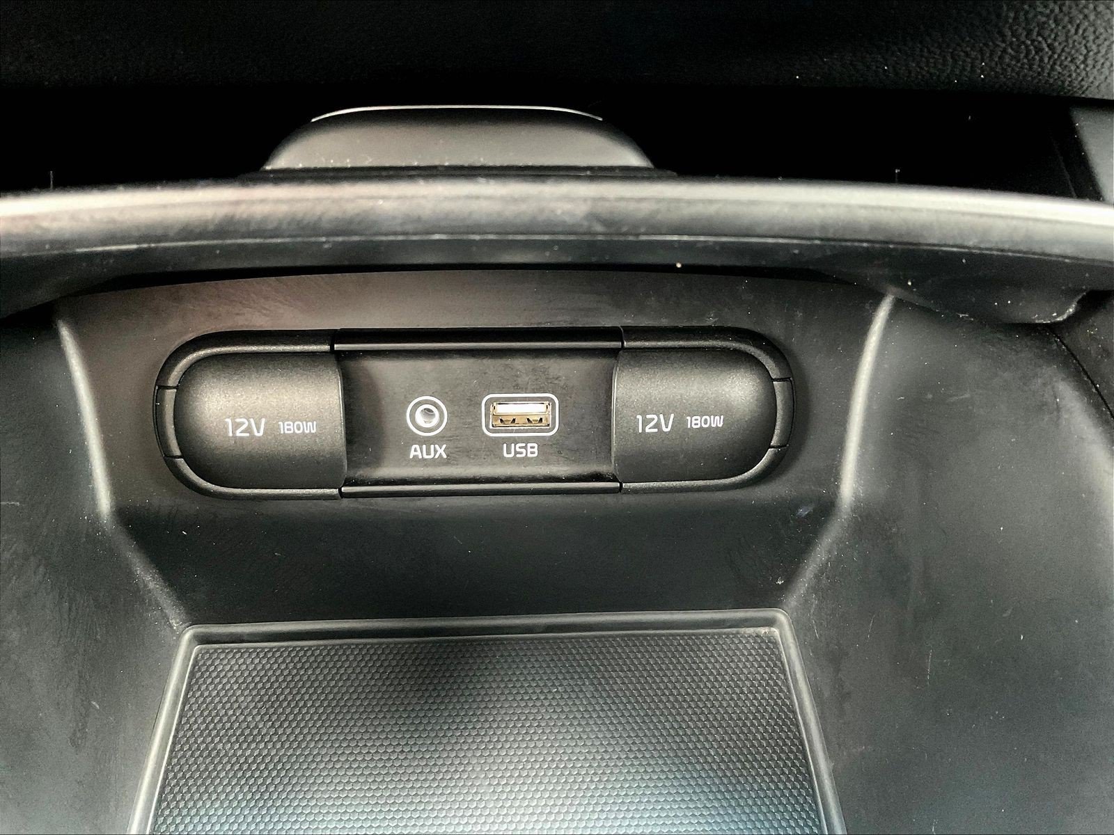 Used 2020 Kia Sorento LX w/ LX I4 Convenience Package AWD/4WD image 15