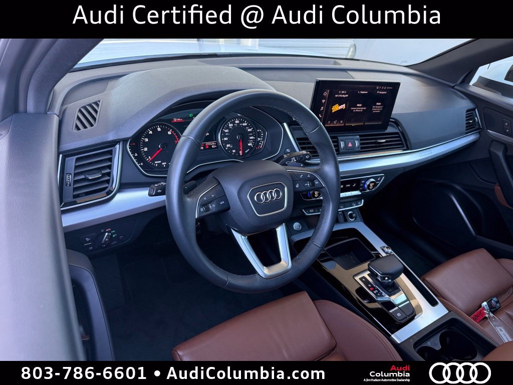 Used 2024 Audi Q5 2.0T Premium w/ Convenience Package AWD/4WD image 3