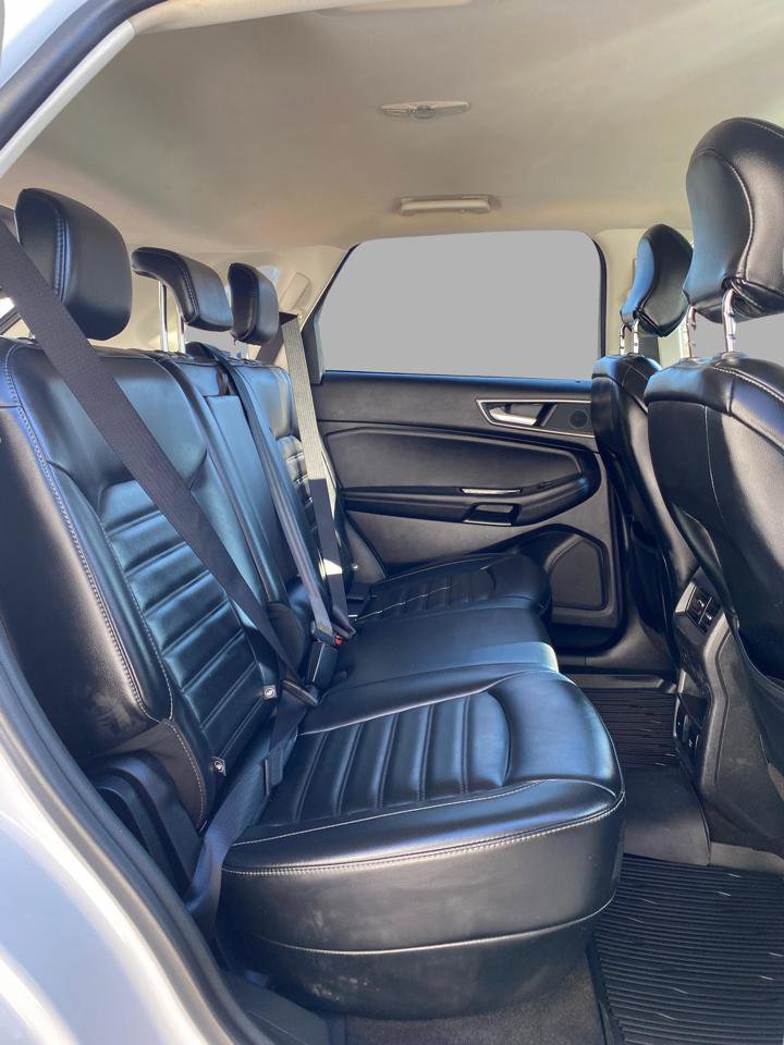Used 2019 Ford Edge SEL image 28