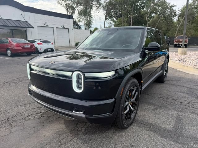 Used 2027 Rivian R2 Performance AWD/4WD image 1