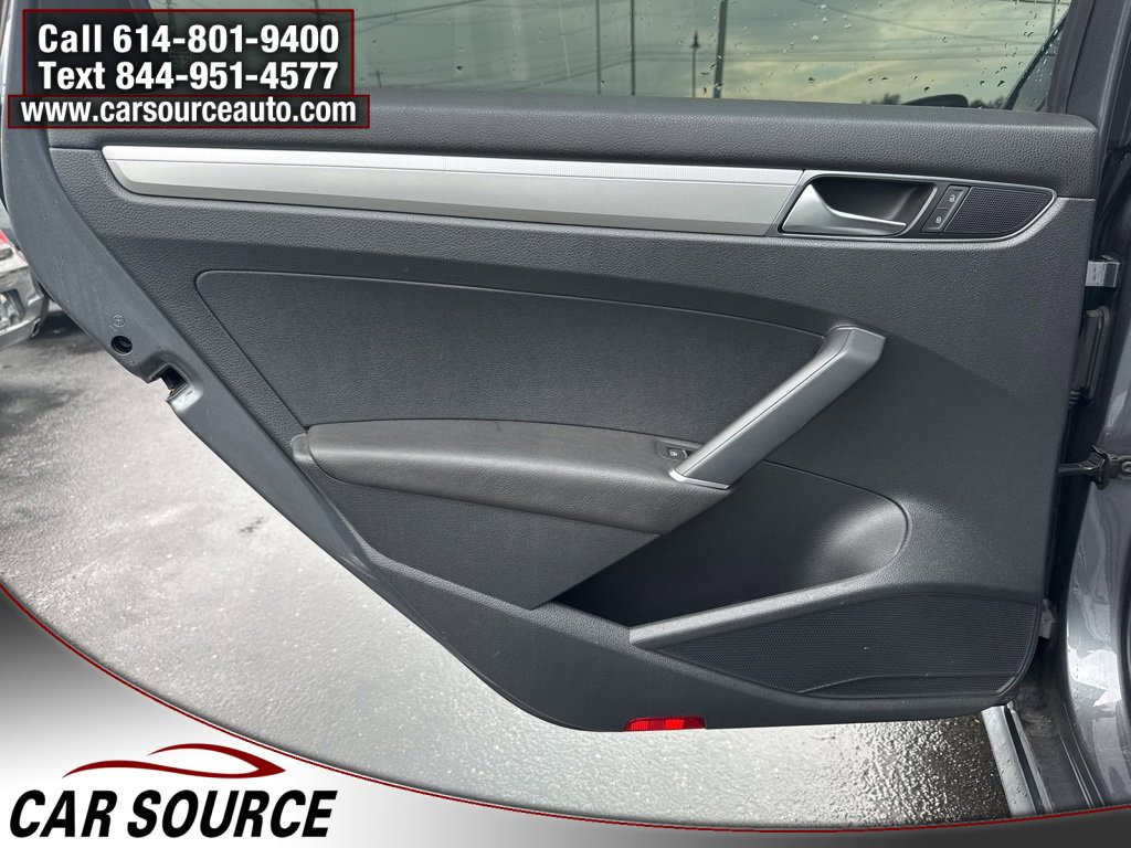 Used 2017 Volkswagen Passat 1.8T S image 29