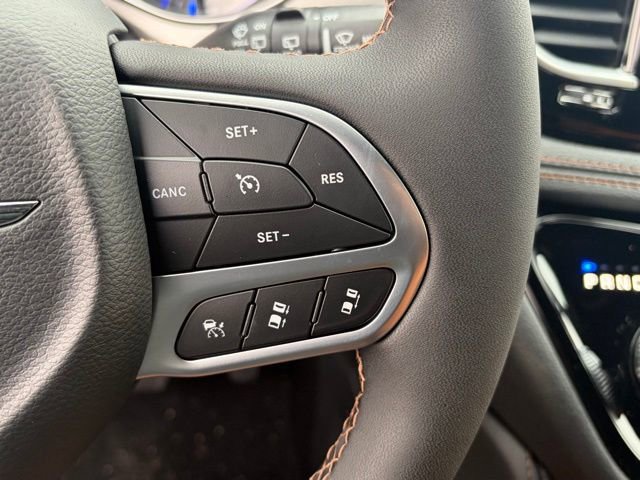 New 2026 Chrysler Pacifica Pinnacle AWD/4WD image 19