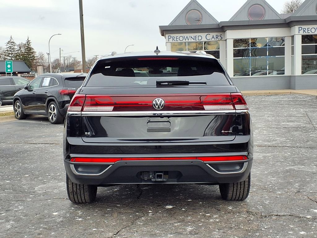 Used 2025 Volkswagen Atlas Cross Sport SE image 19