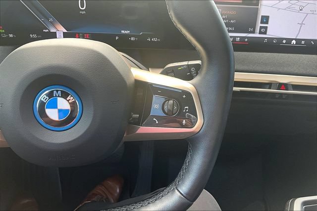 Used 2024 BMW iX xDrive50 w/ Premium Package AWD/4WD image 20